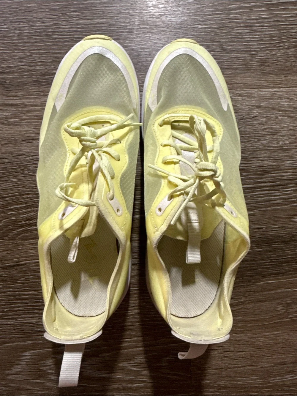 FINAL SALE Nike Air Max Dia Luxury Yellow